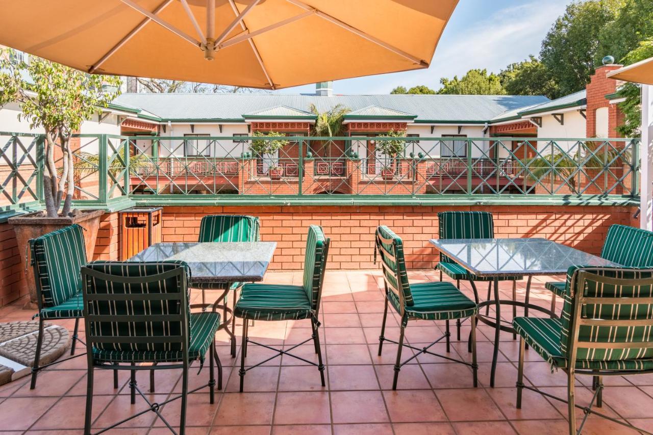 Courtyard Rosebank Hotel Joanesburgo